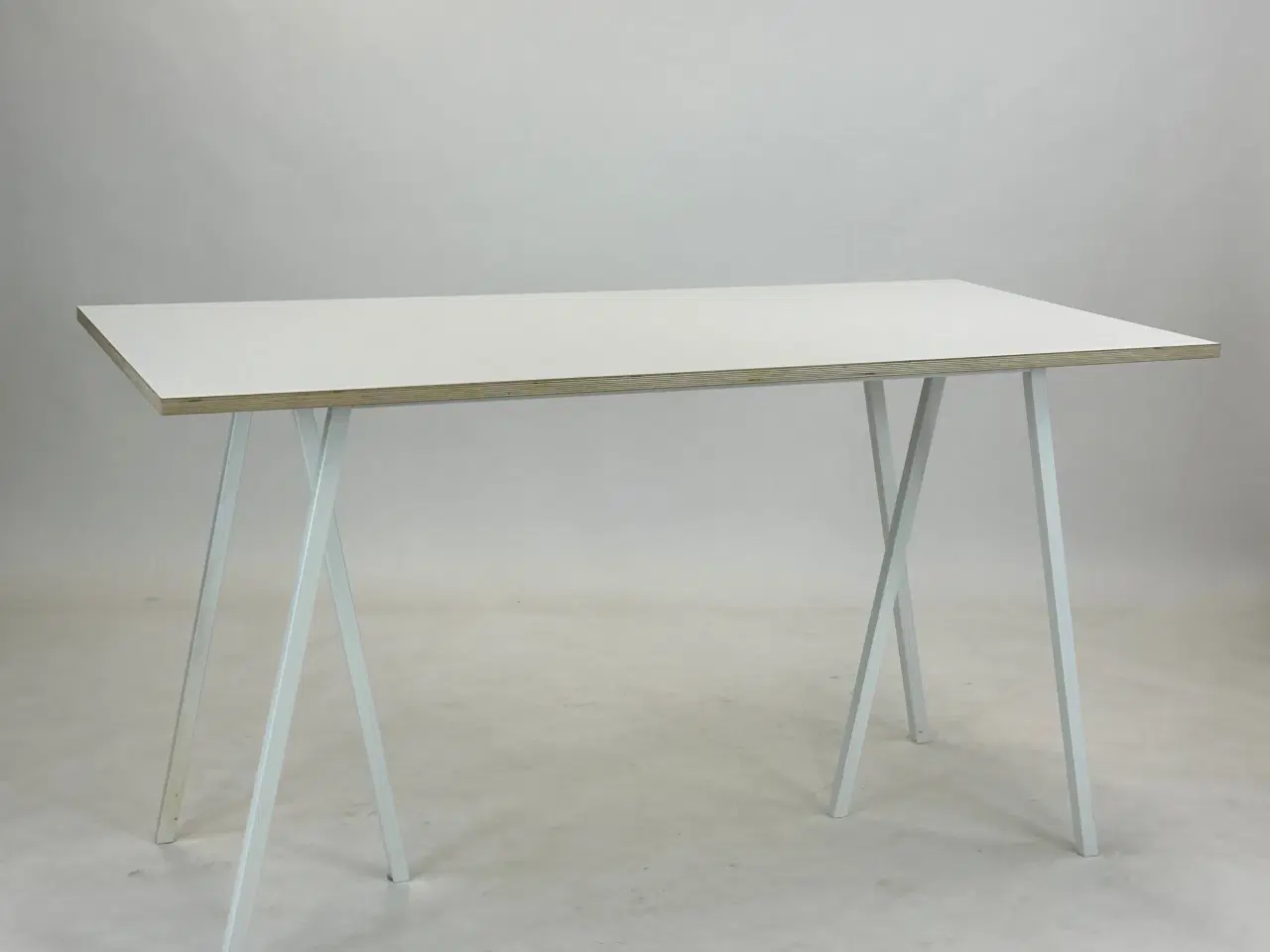 Billede 1 - HAY Loop Stand Table