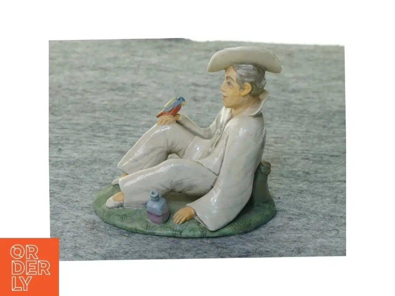 Billede 5 - Figur fra Kurt (str. 11 x 8 x 11 cm)