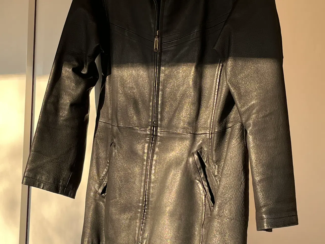 Billede 2 - Dame Skind jakke