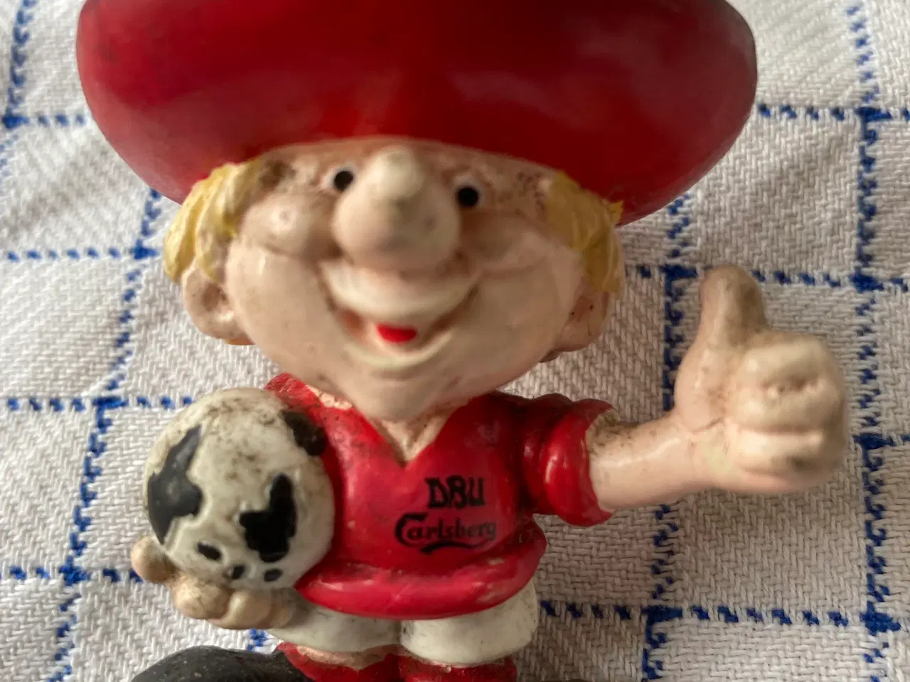 Billede 3 - Fodboldkrus,  maskotter DBU 1984/1986