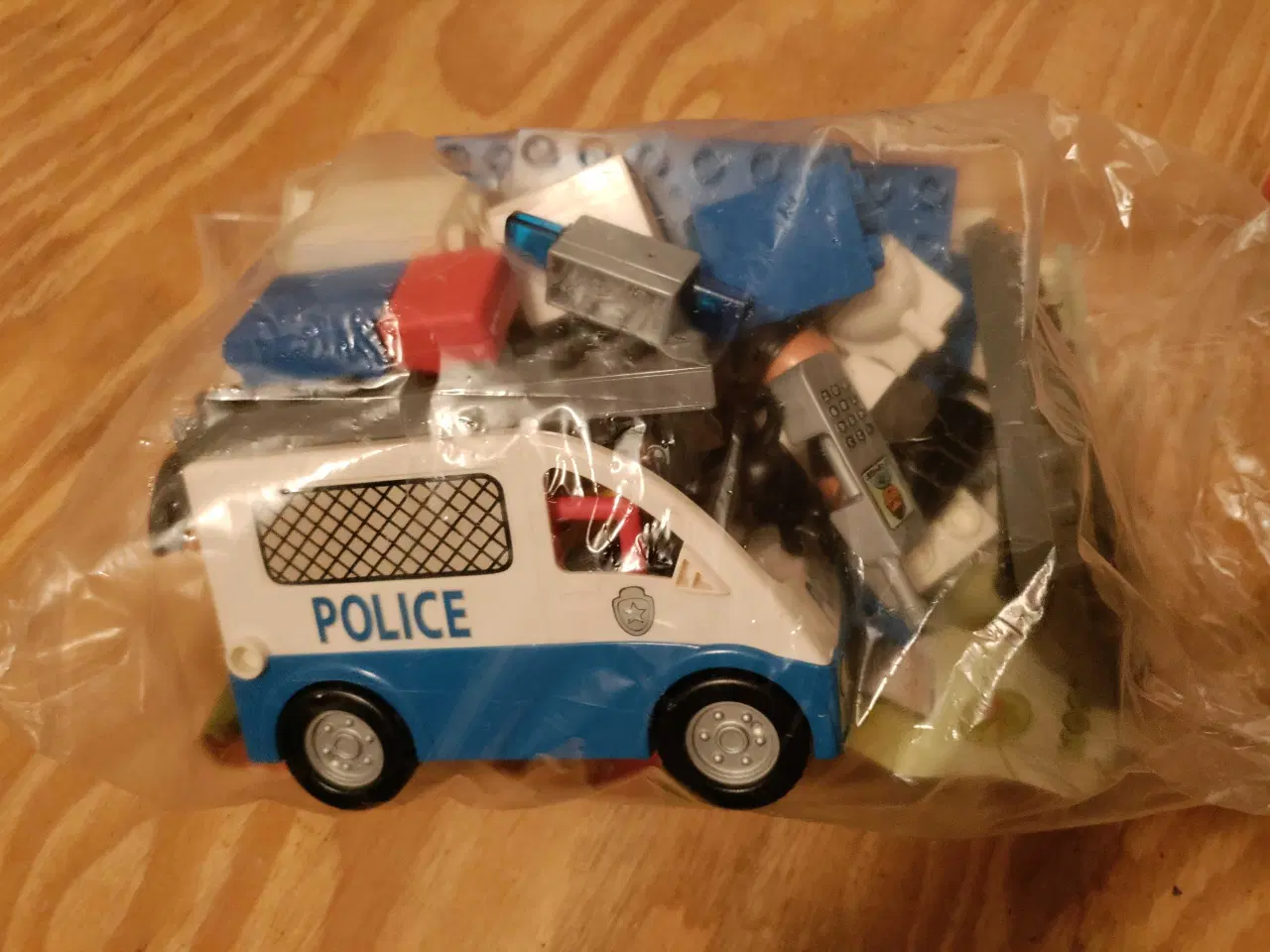 Billede 3 - Duplo Politistation