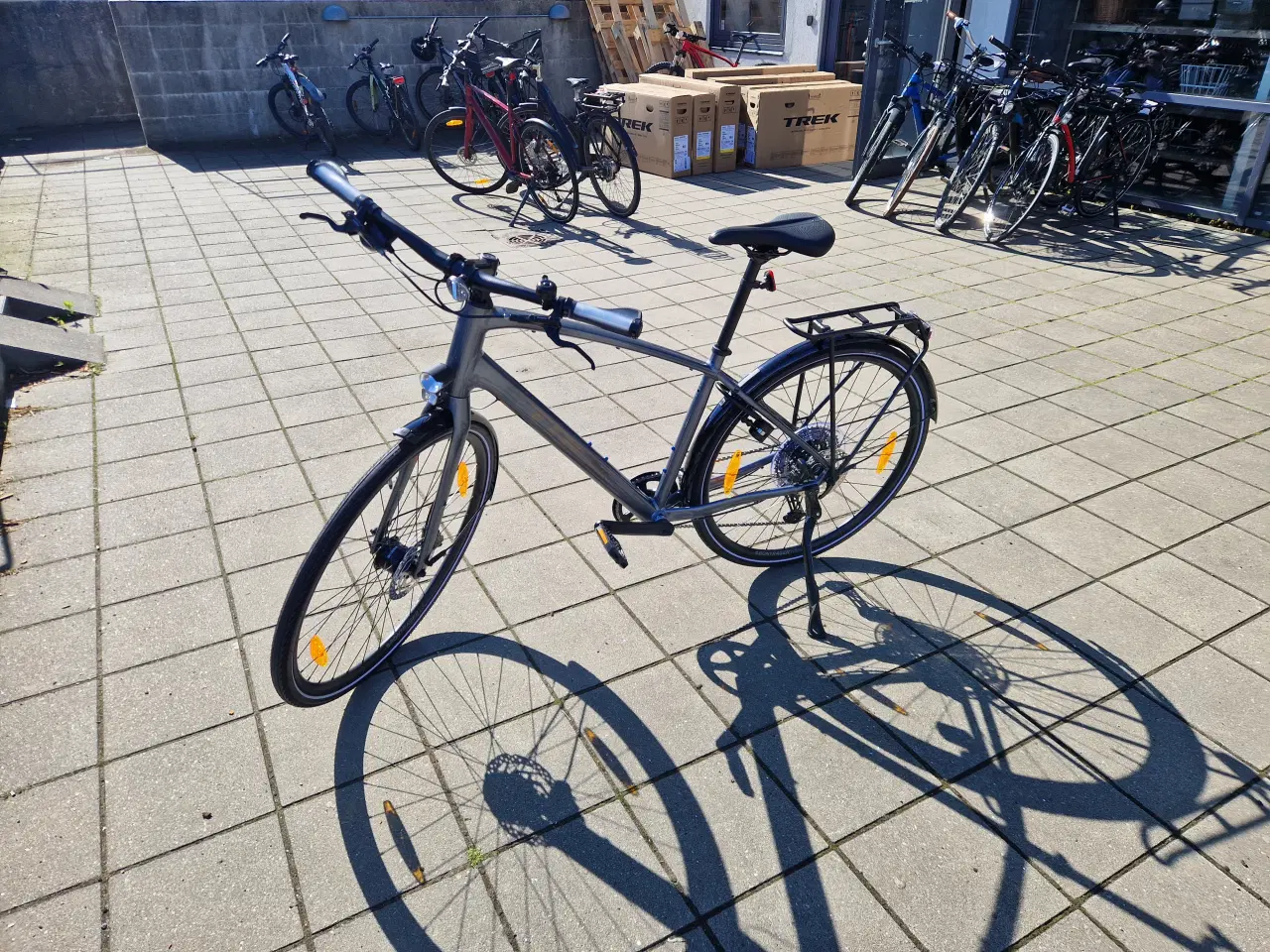 Billede 1 - Trek FX 3 2024, størrelse L (Helt ny)