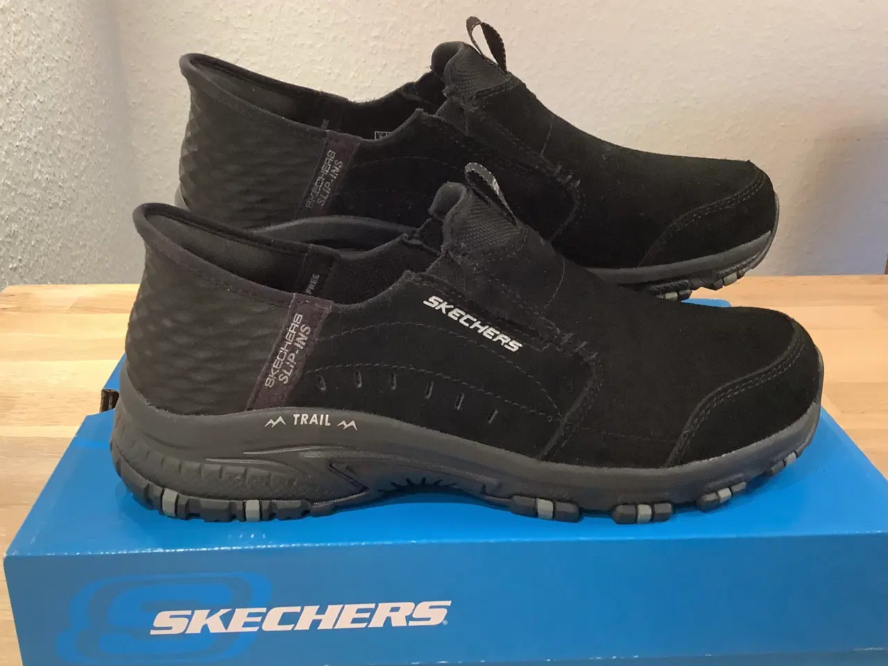 Billede 1 - Skechers Slip-ins Hillcrest - Sunapee str. 39