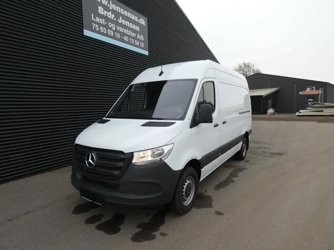 Billede 2 - Mercedes-Benz Sprinter 317 2,0 CDI A2 H2 RWD 9G-Tronic 170HK Van Aut.