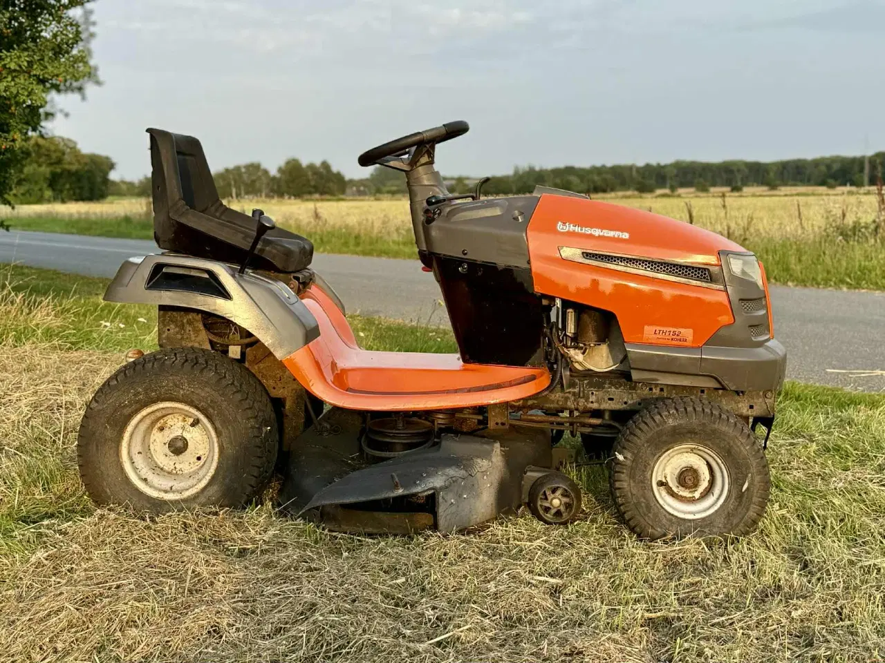 Billede 4 - Husqvarna LTH152 15HK Kohler – robust havetraktor 