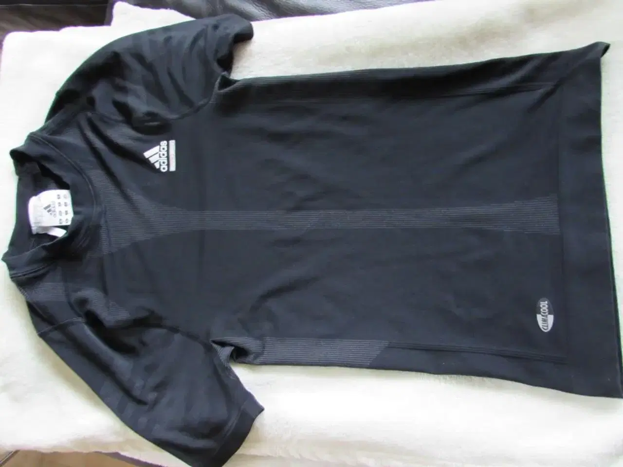 Billede 3 - Adidas løbe(under)trøje