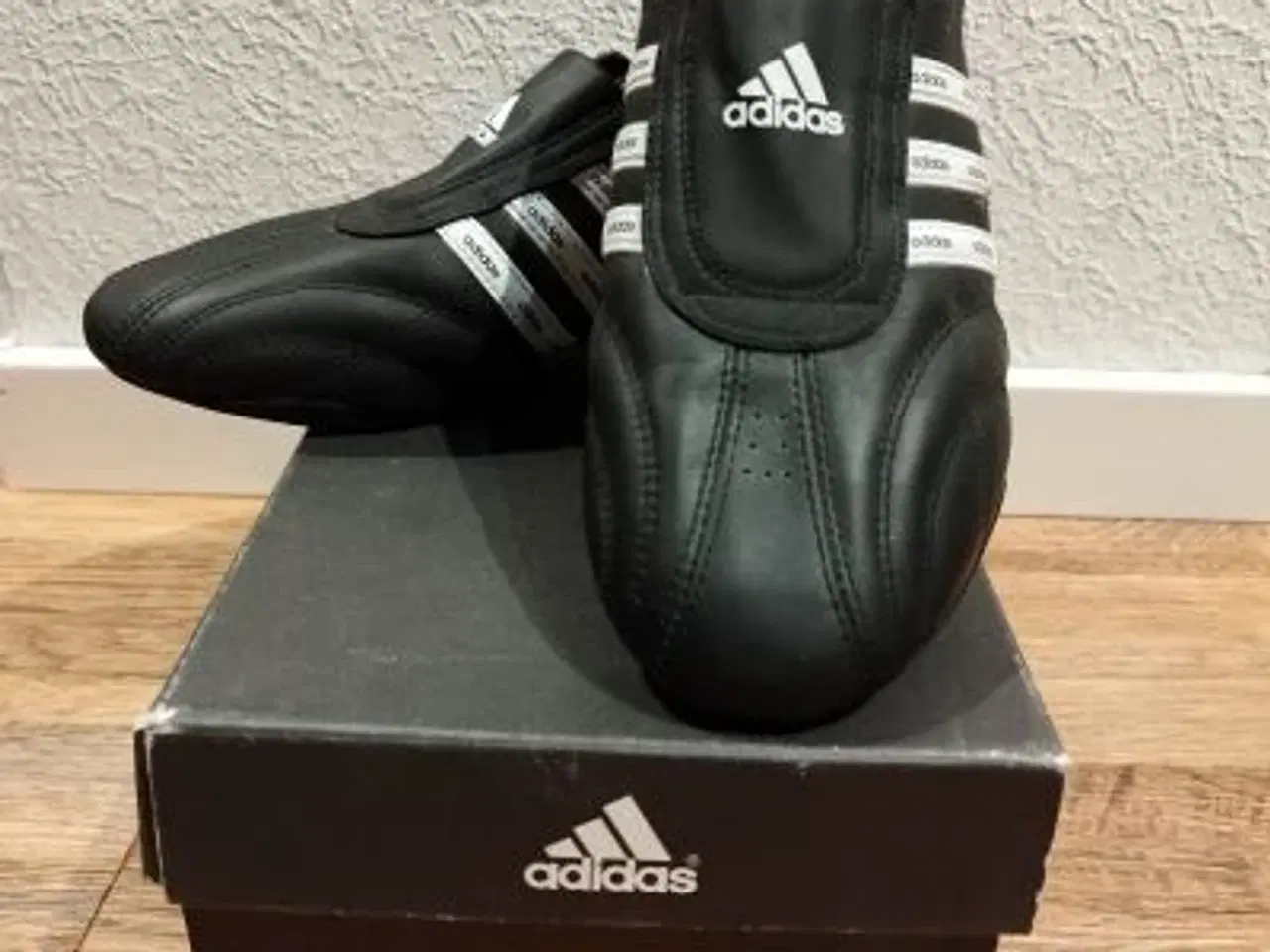 Billede 2 - Adidas taekwondo sko str. 41 1/3