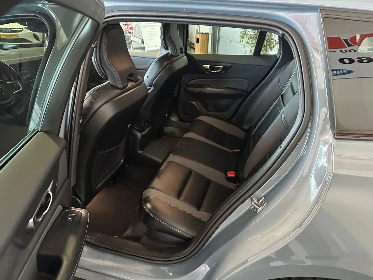 Billede 4 - Volvo V60 2,0 T6 ReCharge R-Design aut. AWD