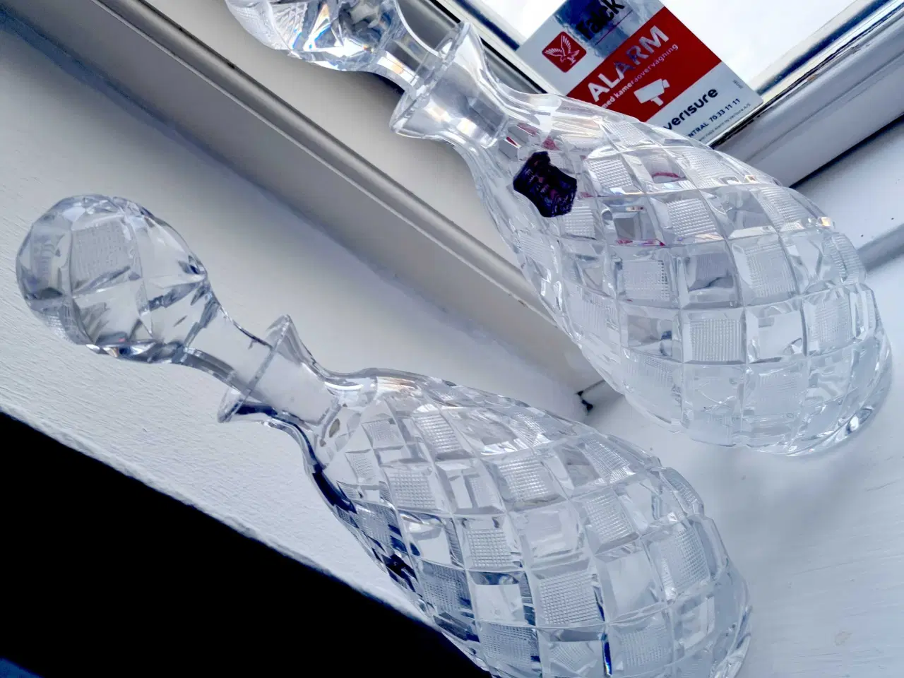 Billede 1 - 2 høje flotte og ens krystal karafler