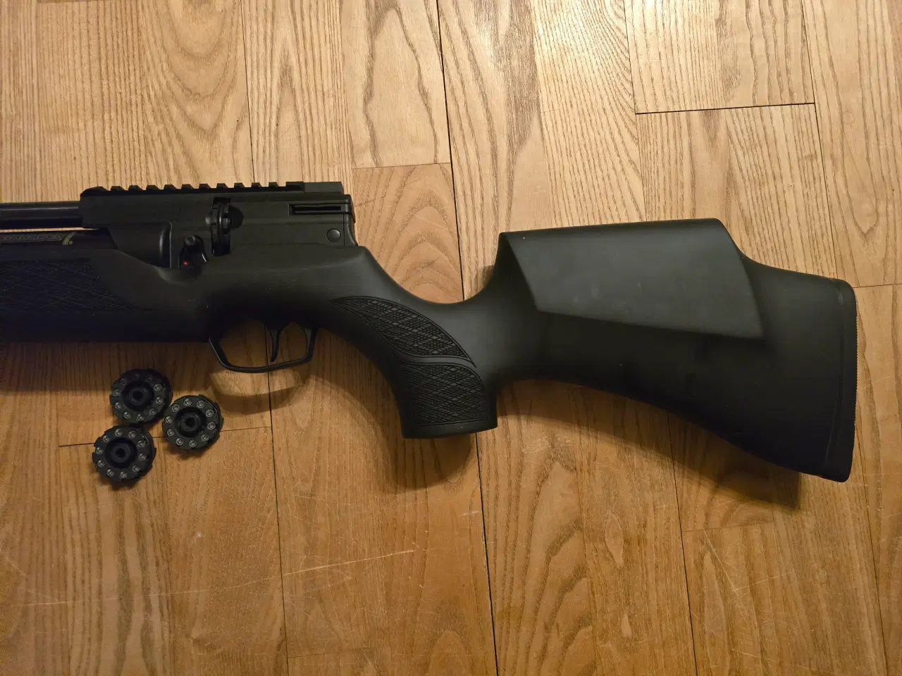 Billede 2 - Weihrauch HW 110 ST FAC PCP 4,5 mm Luftgevær