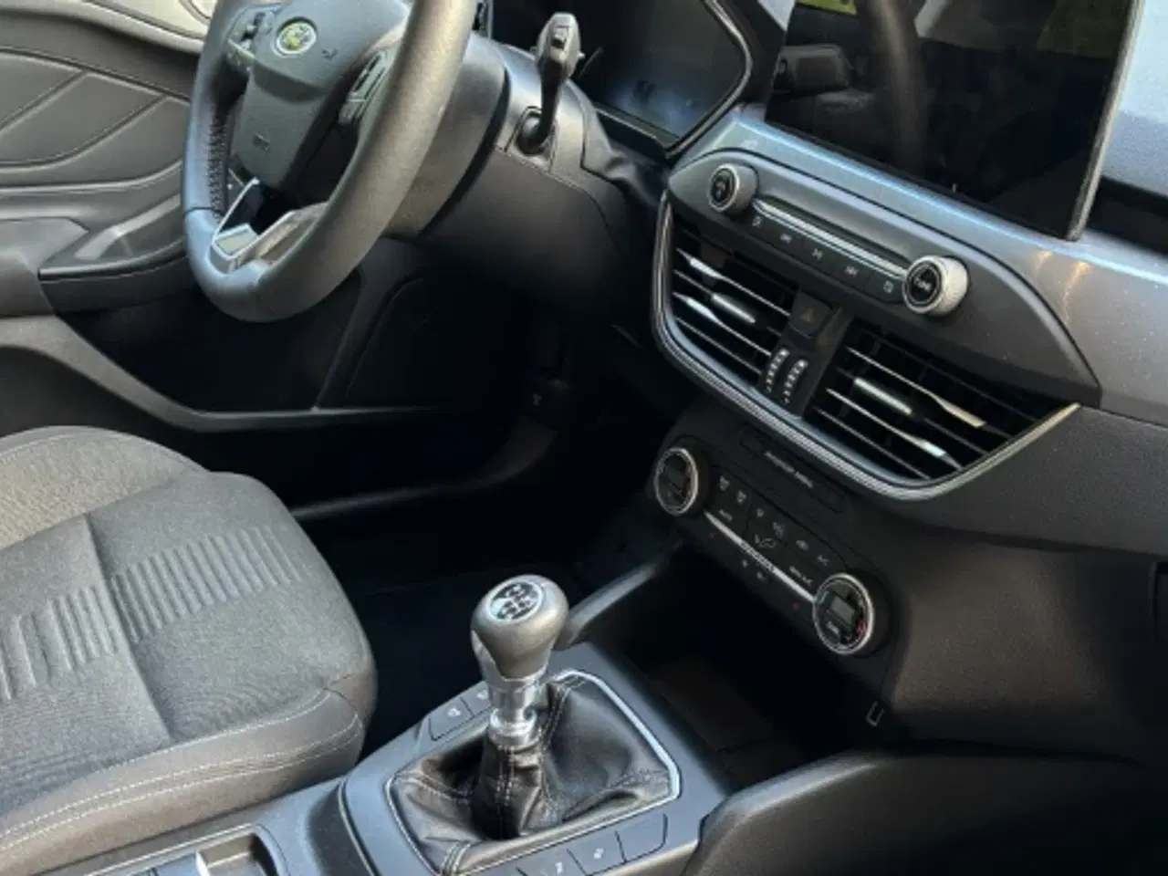 Billede 6 - Pæn og velholdt ford focus