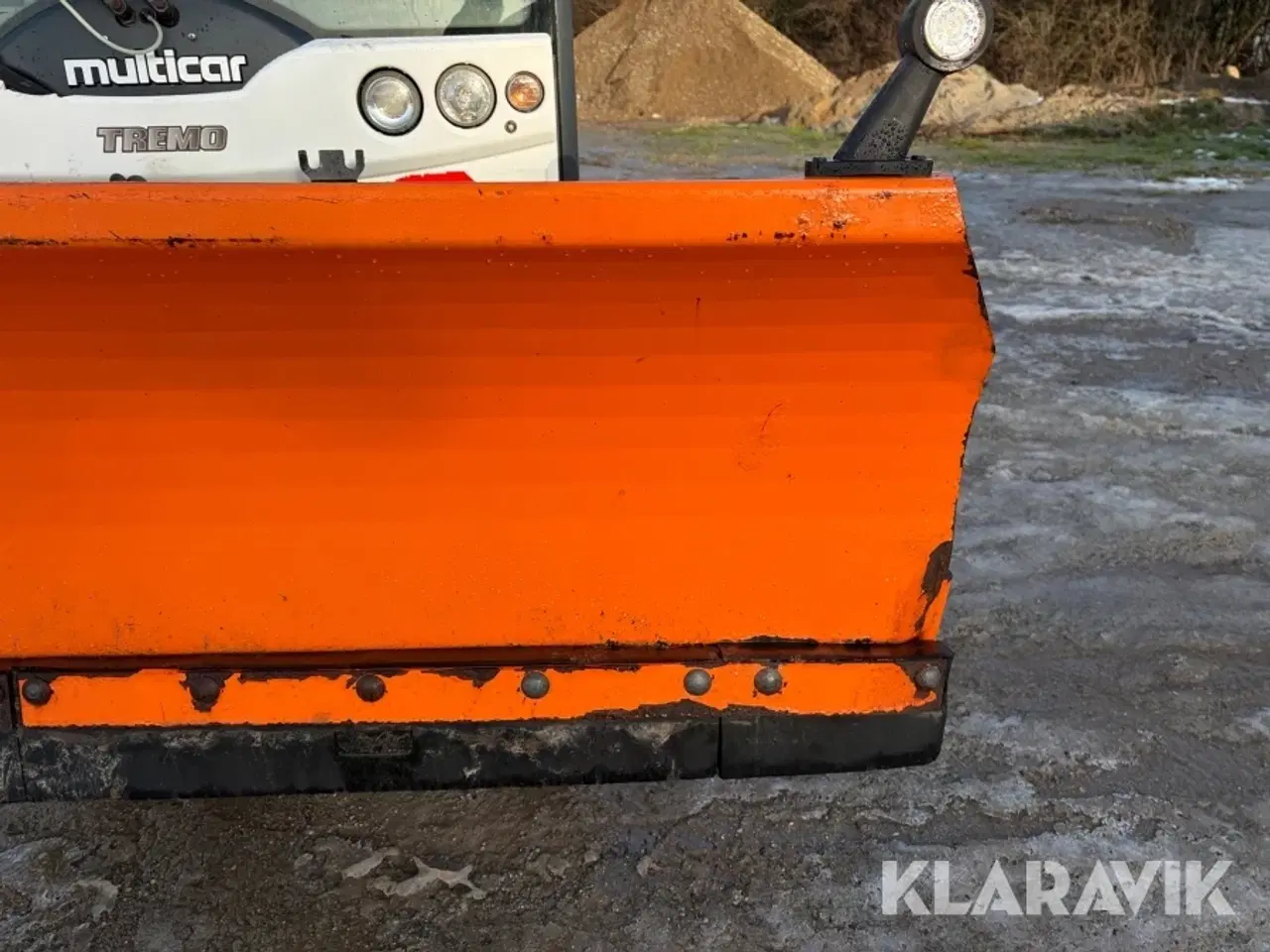 Billede 6 - Redskabsbærer Multicar Tremo Carrier WMU2X5 med sneplov, kost og saltspreder