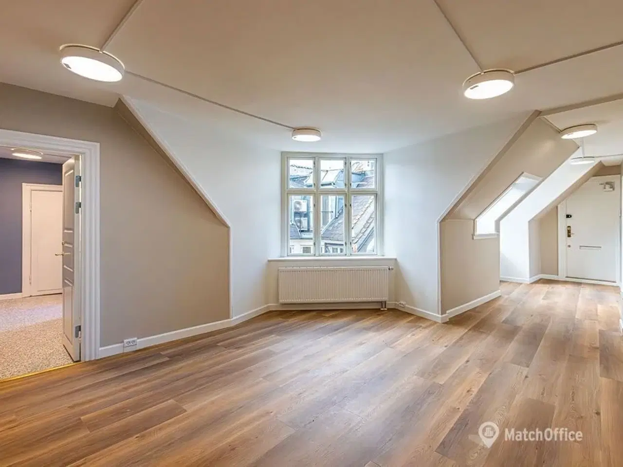 Billede 5 - INGEN BINDING - Nyistandsat og indbydende kontor på 473 m² med privat tagterrasse