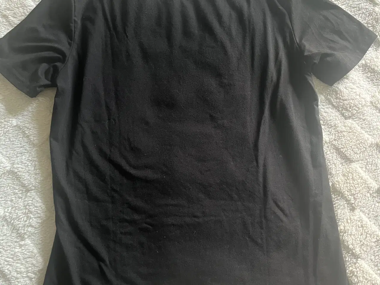 Billede 2 - T-shirt i str. M.
