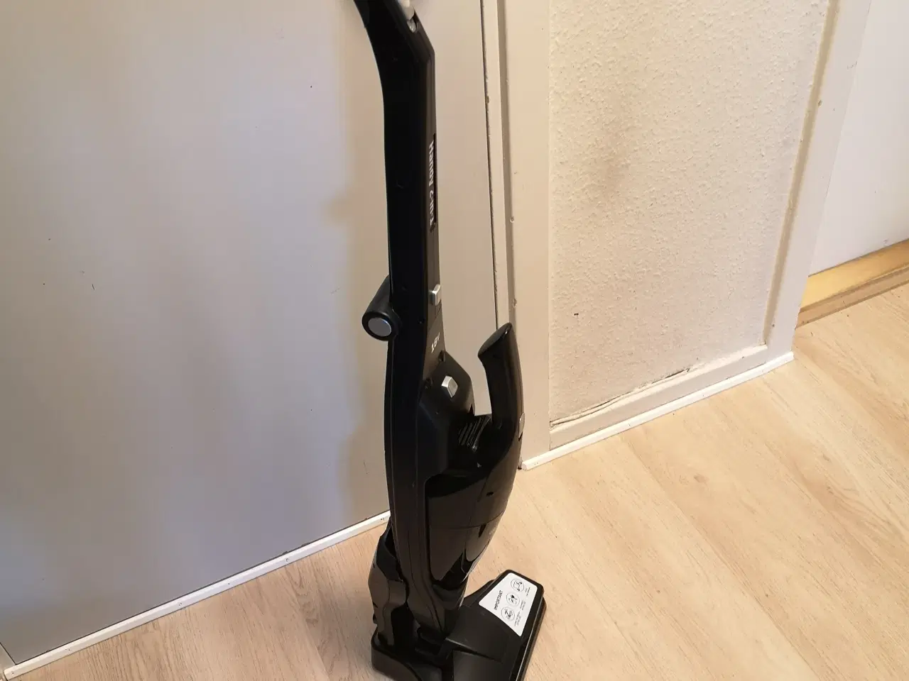 Billede 1 -  Nilfisk 2 i 1 støvsuger