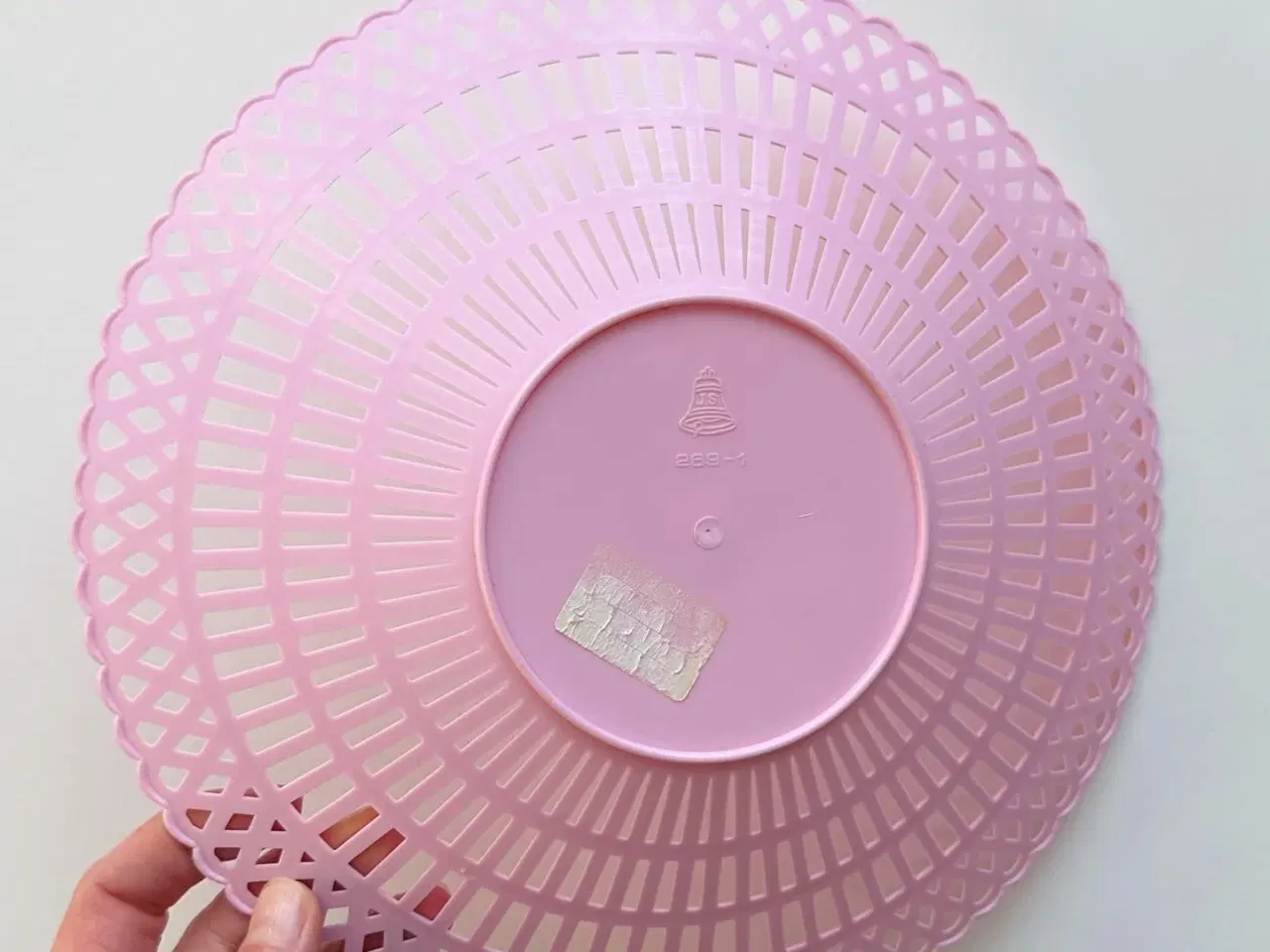 Billede 5 - Lyserødt retro plastfad