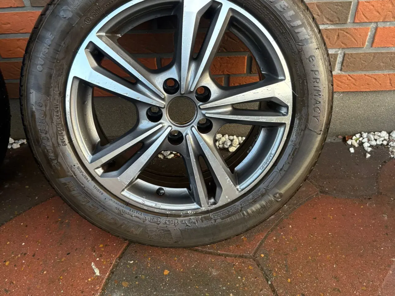 Billede 2 - 5x108 16” Alufælge med sommerdæk