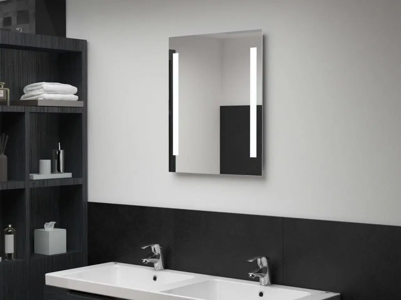 Billede 1 - LED-vægspejl til badeværelset 50x60 cm
