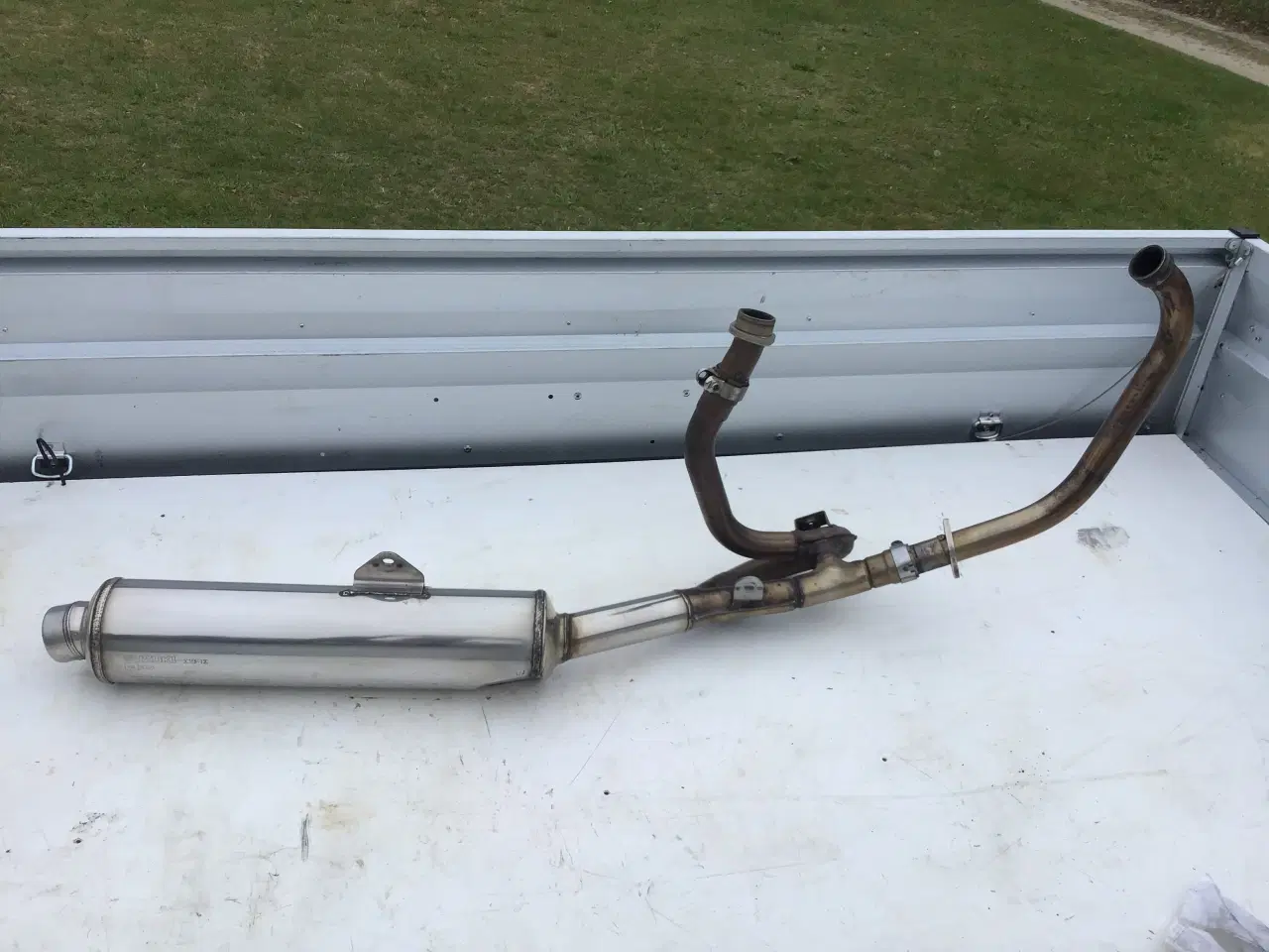 Billede 1 - Suzuki SV 650, original udstødning