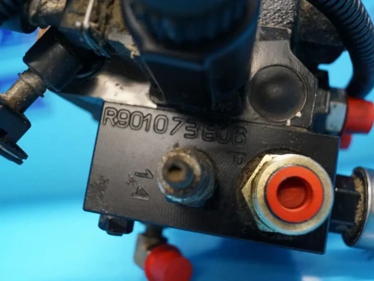 Billede 6 - Case 8010 Hydraulikventil 87313989
