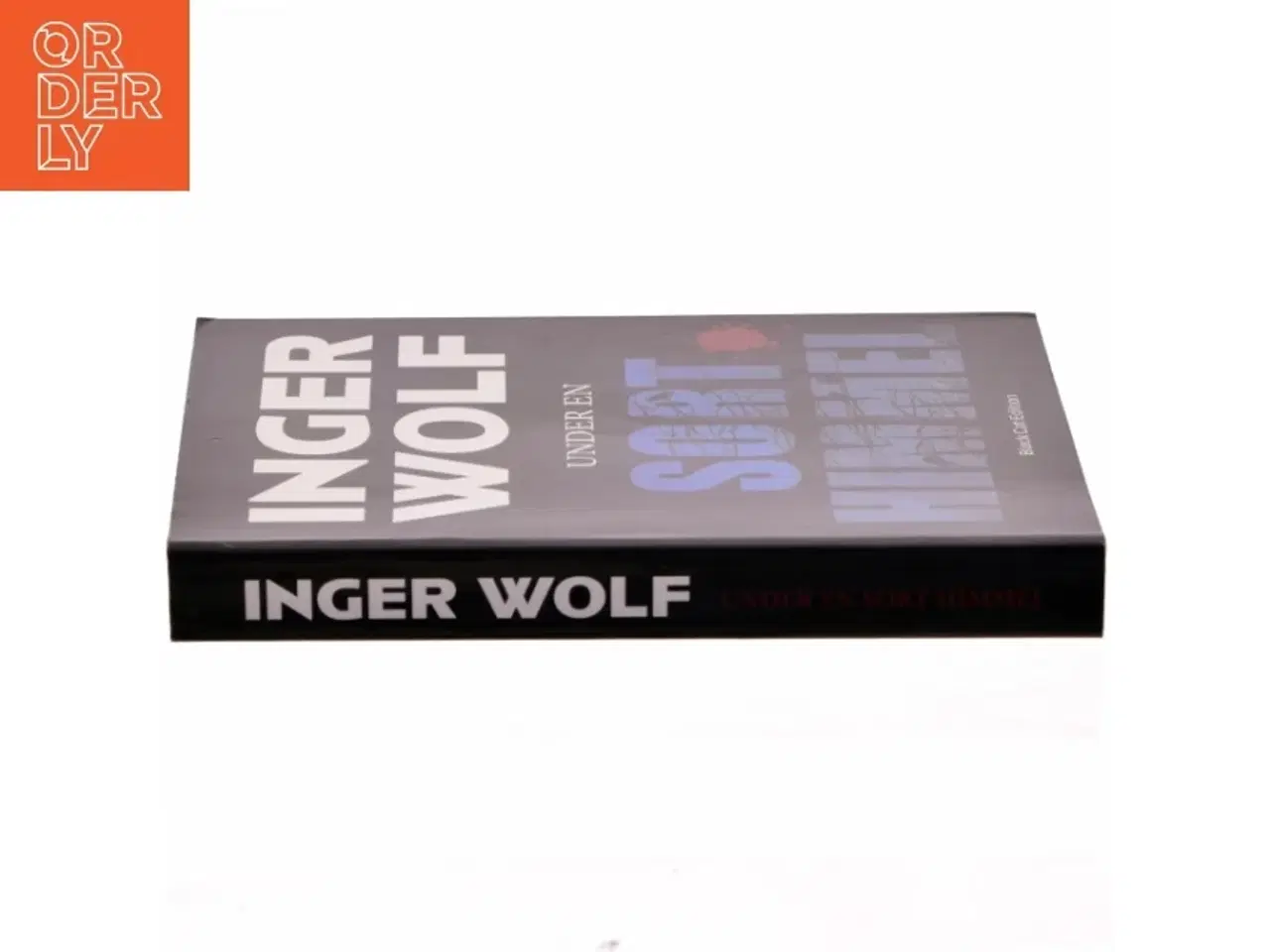 Billede 2 - Under en sort himmel : krimi af Inger Wolf (Bog)