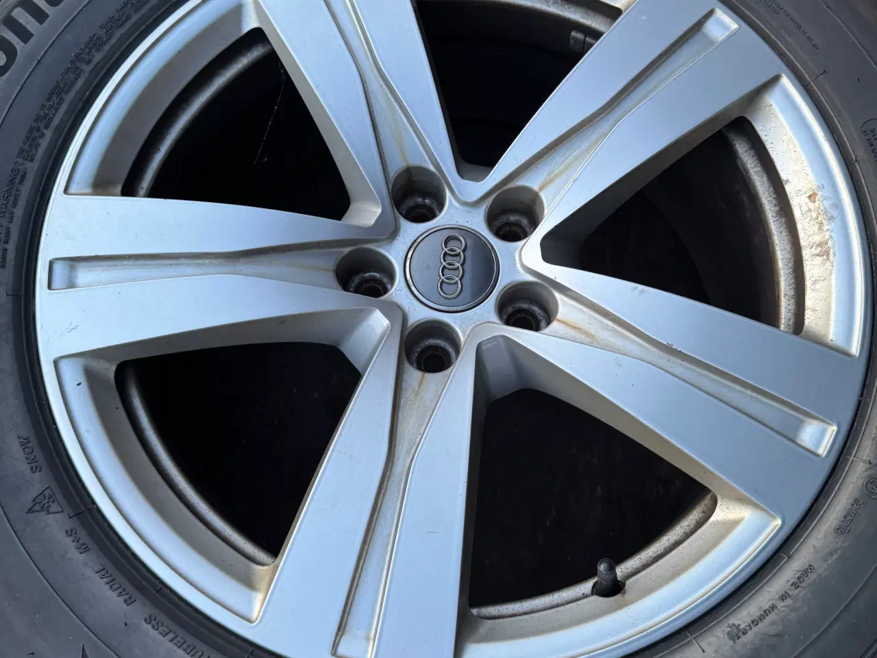 Billede 9 - Audi original fælge med gode dækmønsster