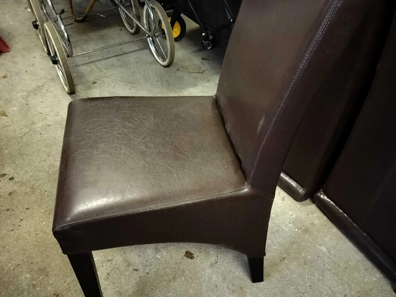 Billede 2 - 6 stole i læderlook 