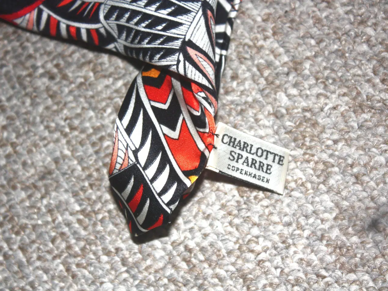 Billede 5 - Charlotte Sparre vintage silke tørklæde