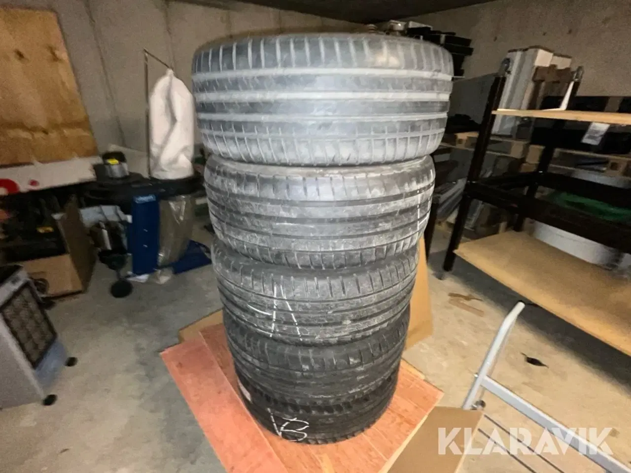 Billede 2 - Dæk Michelin 235/45ZR18 - 5 styk