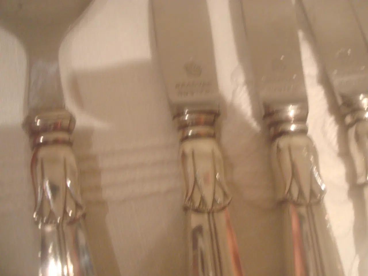 Billede 3 - LOTUS 11 FROKOSTKNIVE 3-TÅRNET SØLV, 1 SALATSKE