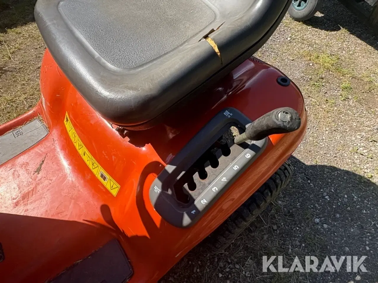 Billede 10 - Græsslåmaskine Husqvarna TS 138