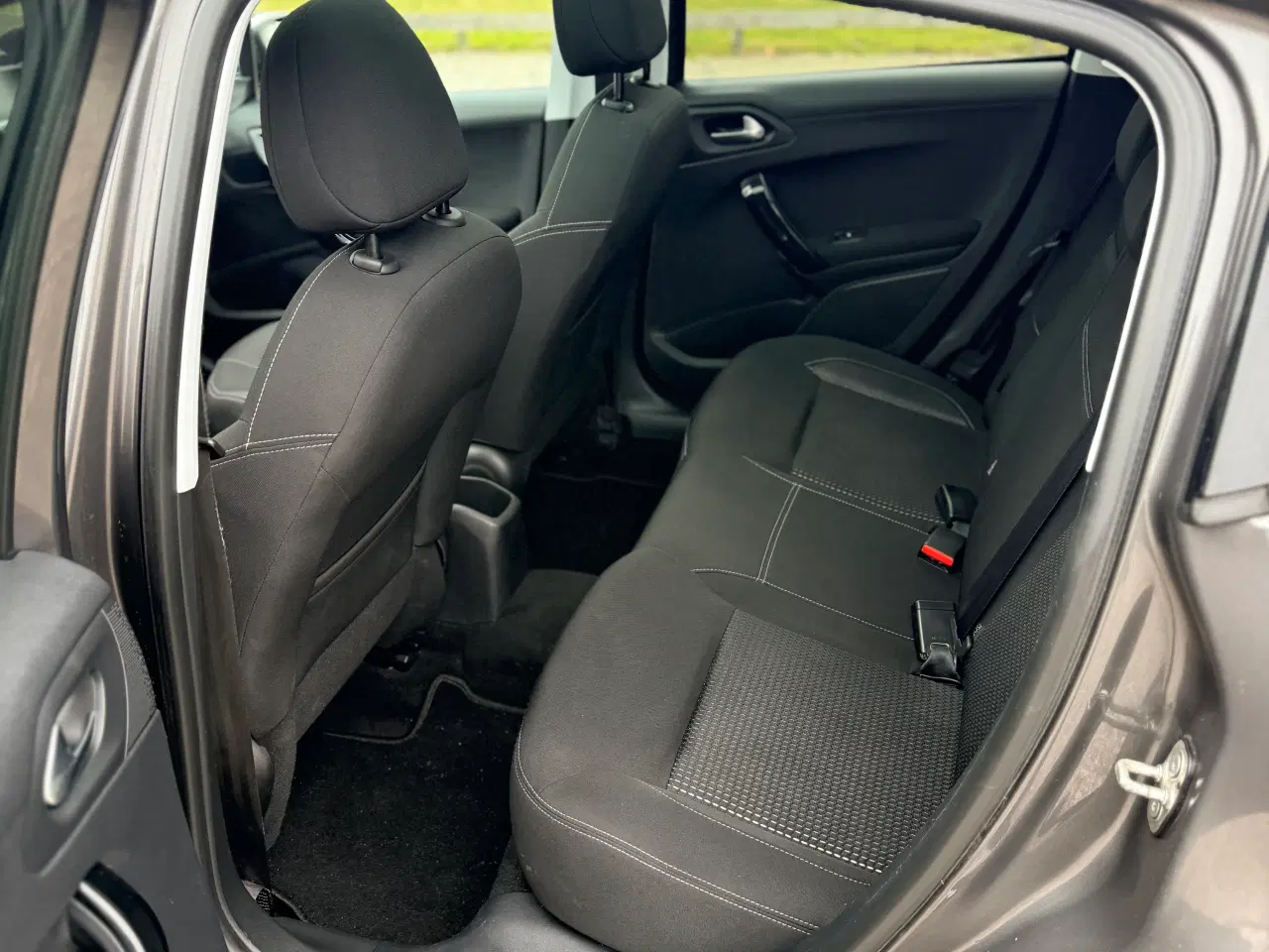 Billede 12 - Peugeot 208, modelår 2017, Diesel