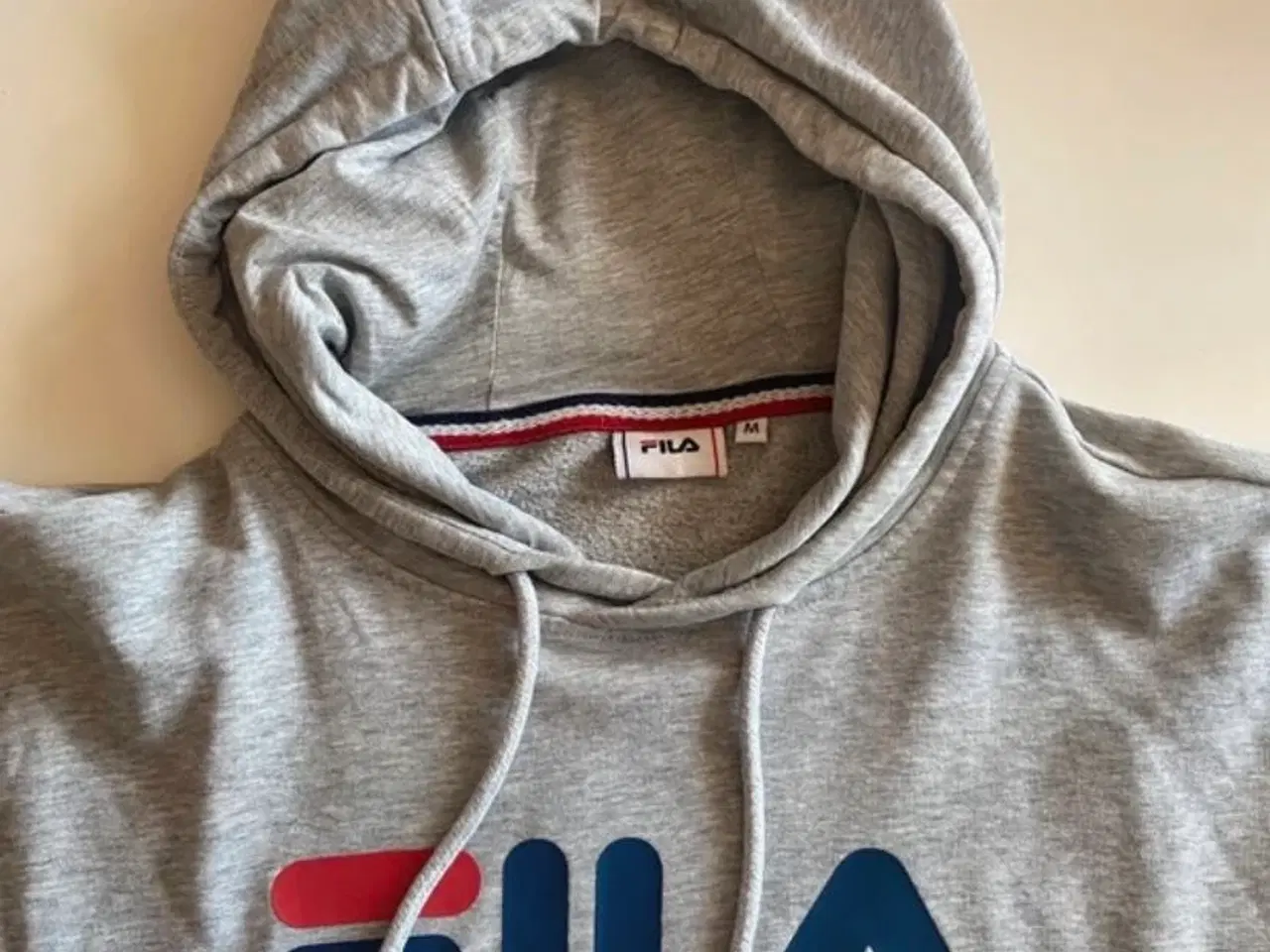 Billede 11 - Fila hætte trøje str M