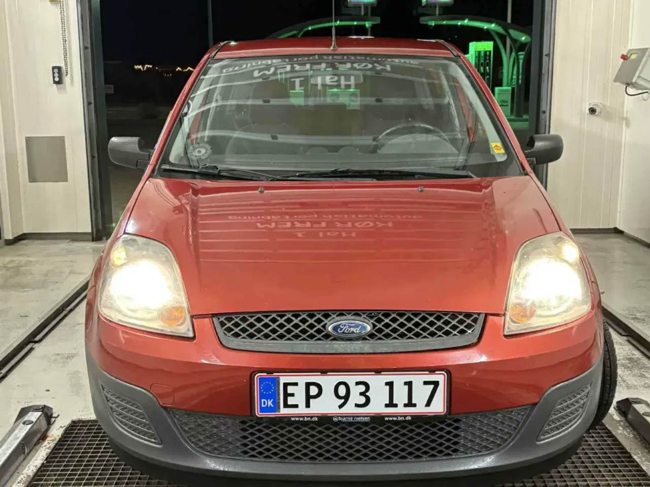 Billede 3 - Ford Fiesta - LAV km tal, Pæn stand
