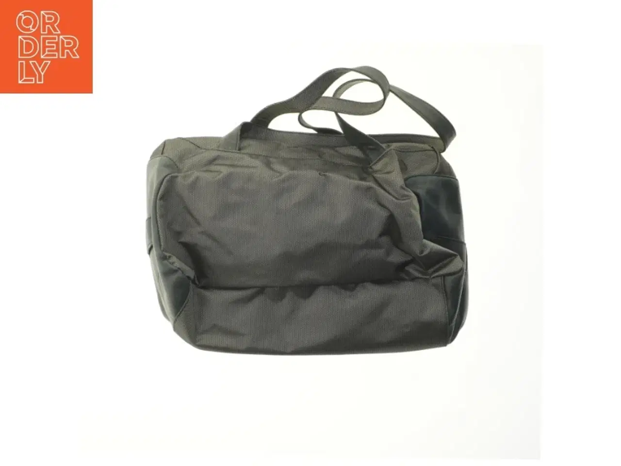 Billede 2 - Sort computertaske med tilbehørspung fra Piquadro (str. 44x32 cm)
