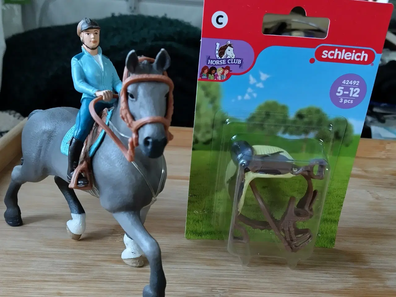 Billede 1 - Schleich Hest og rytter