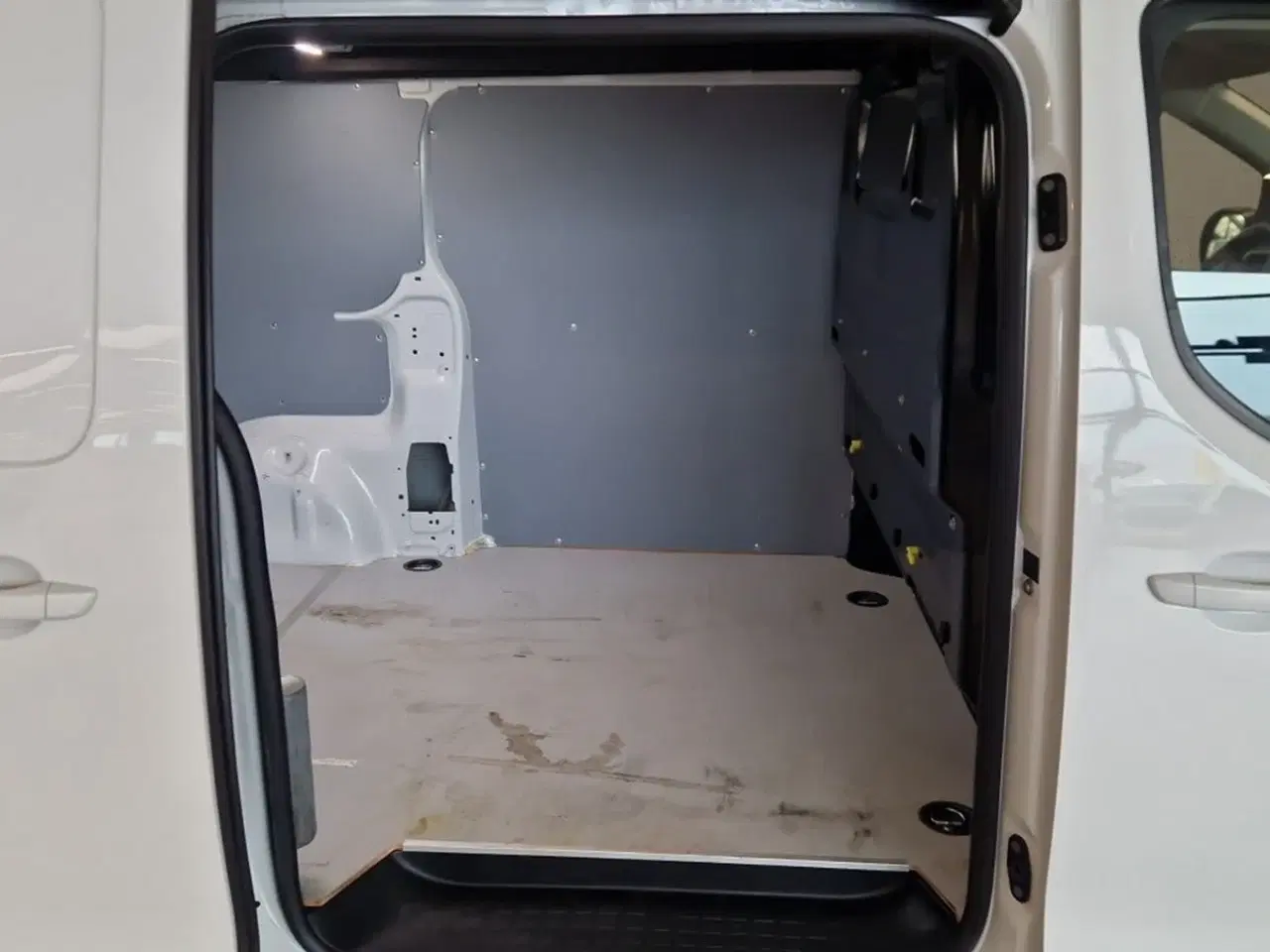 Billede 9 - Citroën Jumpy 2,0 BlueHDi 180 L3 MasterLine EAT8