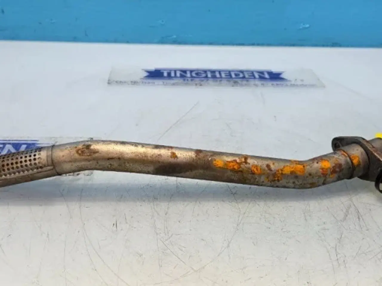 Billede 8 - John Deere  6068   Pumpe Indsugning   RE69568   