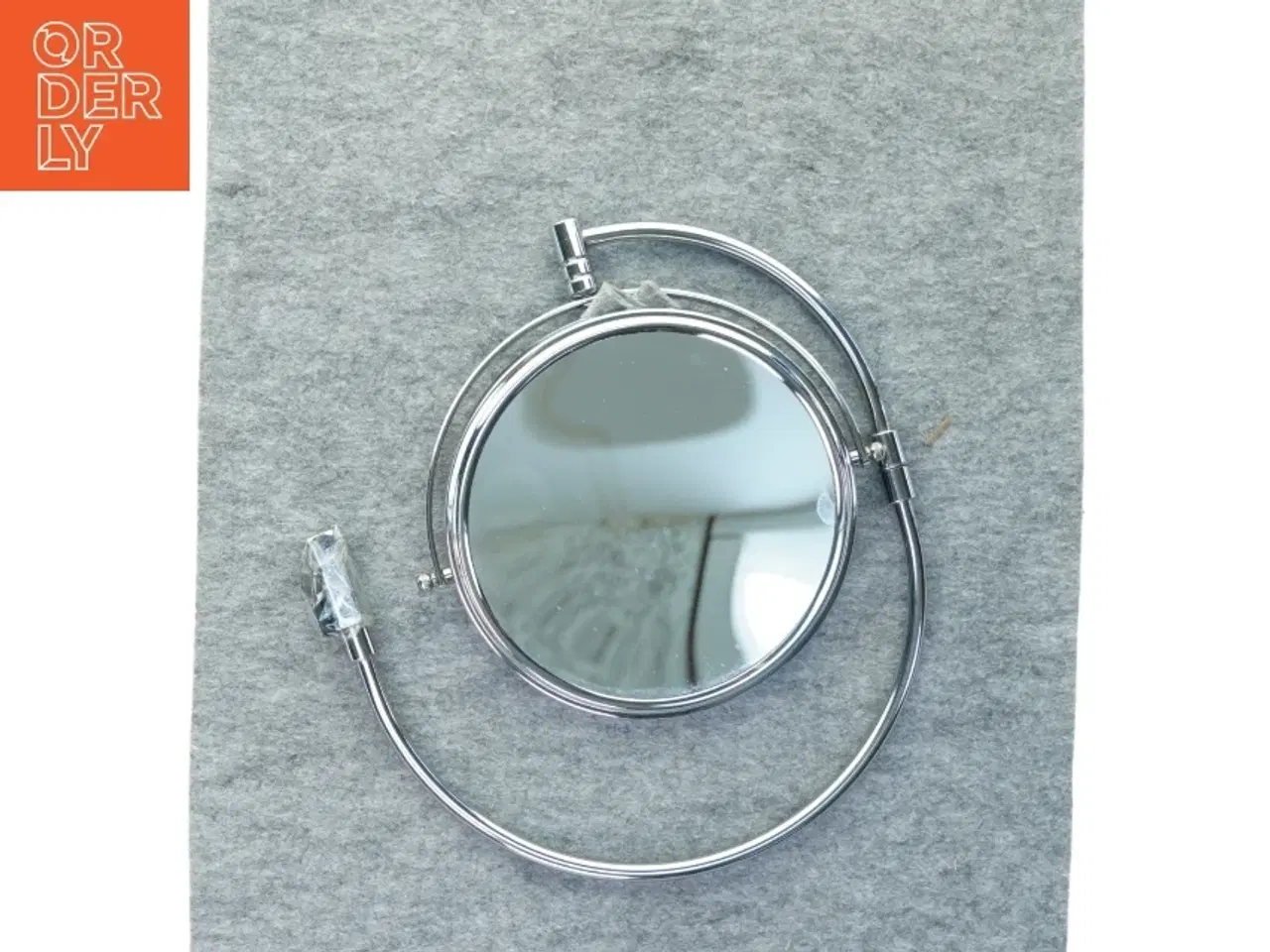 Billede 1 - Toilet spejl (str. Ø 18 cm)