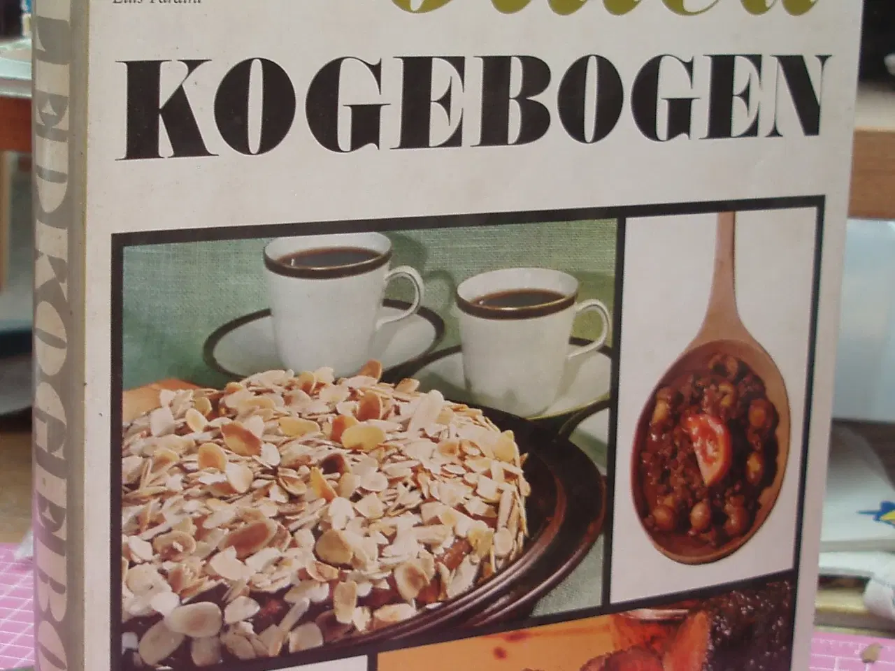 Billede 1 - Billedkogebogen Lademann 1973