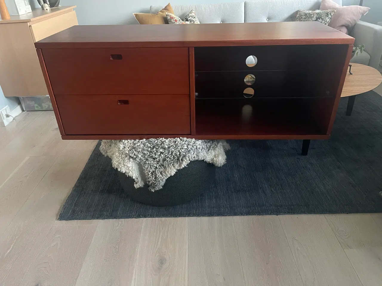 Billede 2 - TV møbel / stereobænk