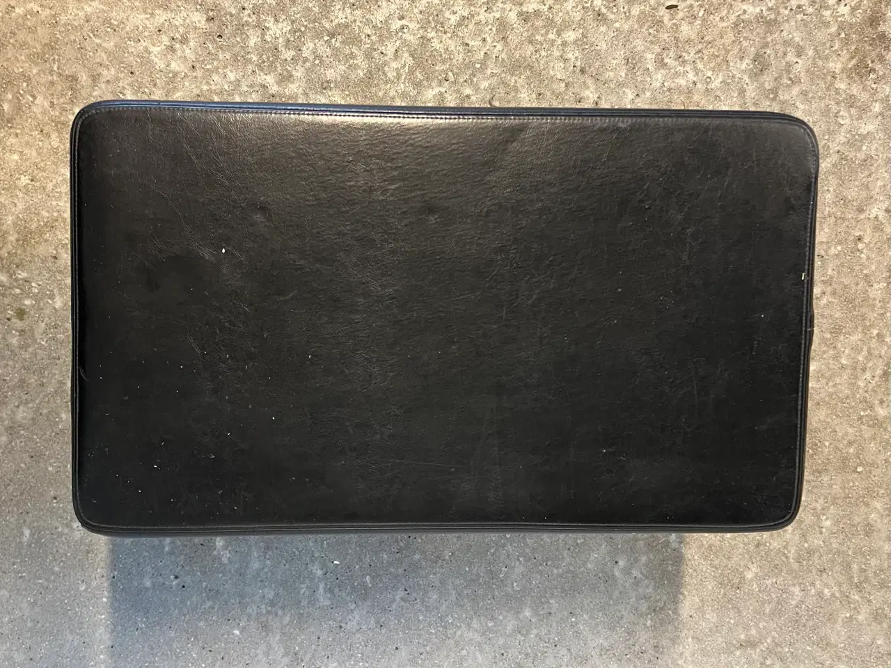 Billede 2 - Fodskammel fra 60'erne med skind og teakben 