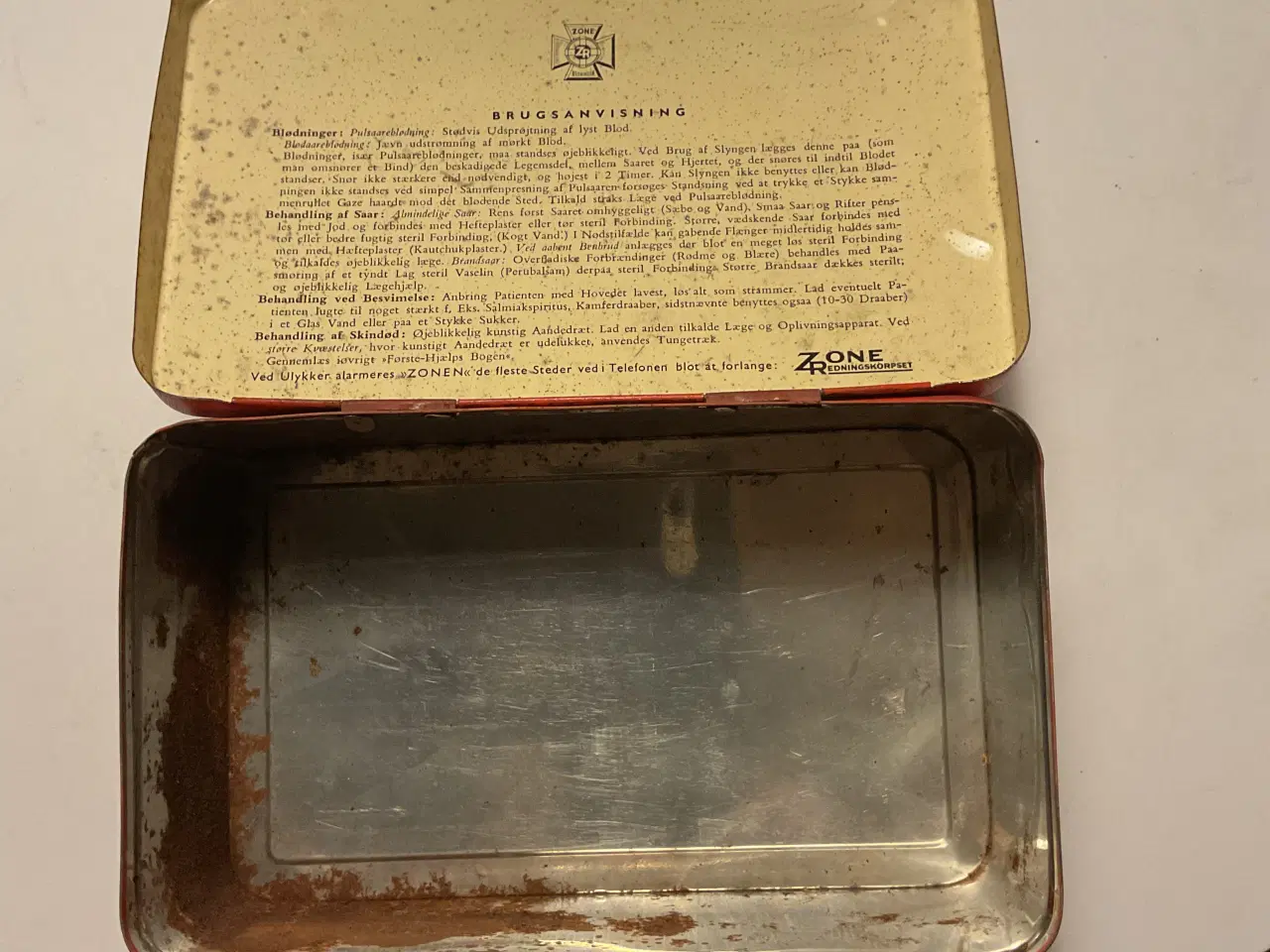 Billede 3 - Zonen nød-forbindingskasse i blik