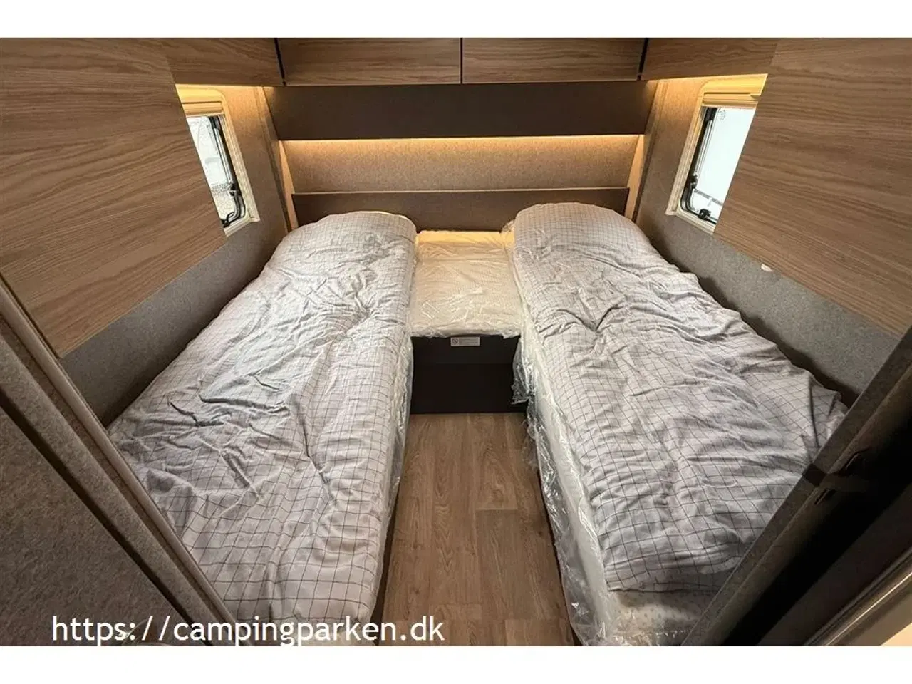 Billede 12 - 2025 - Dethleffs Trend I 7057 EB   Superflot Jubilæumsmodel. Ægte læder og alcantara, 180 hk, automatgear, enkeltsenge