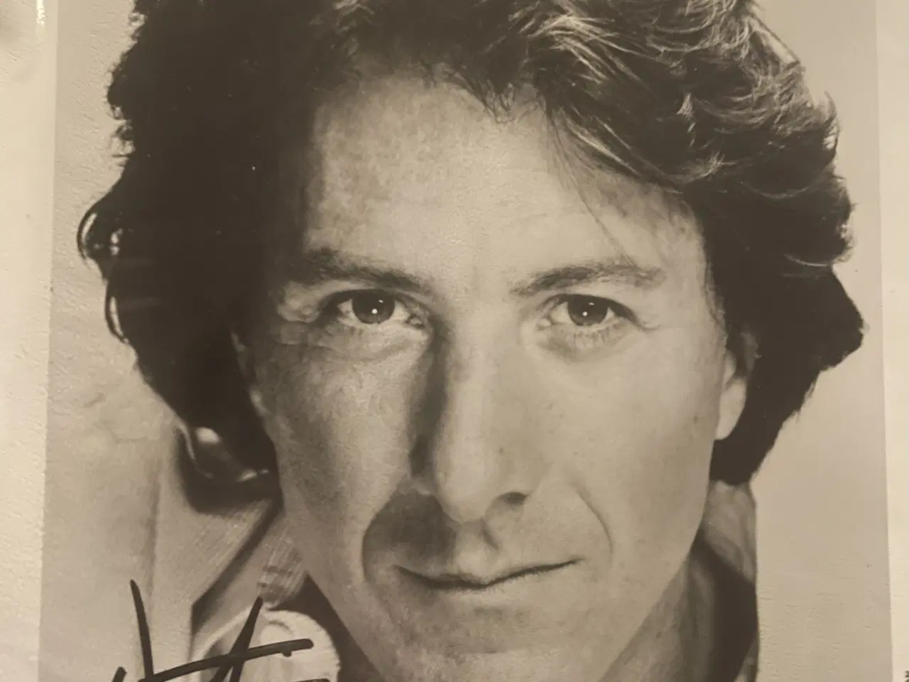 Billede 1 - Autograf af Dustin Hoffmann (18x24cm) !