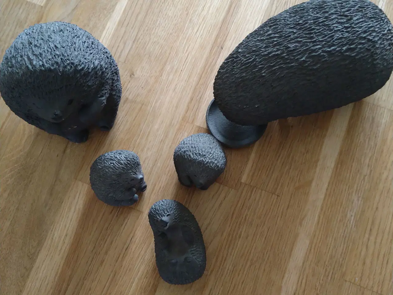 Billede 3 - Keramik pindsvinefamilie fra Kähler