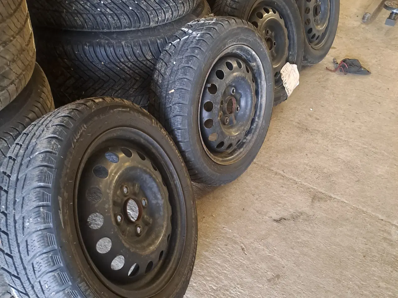 Billede 3 - Vinterhjul peugeot 108 ,155/14