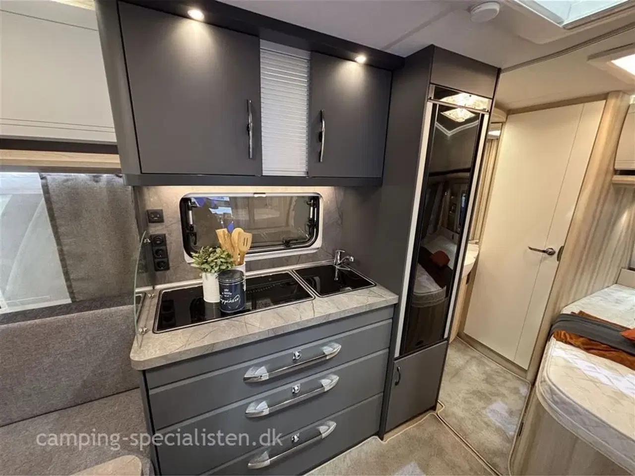 Billede 3 - 2026 - Hobby De Luxe 460 UFe   2026 Hobby De Luxe 460 UFe DK LINE - se den senere hos Camping-Specialisten.dk