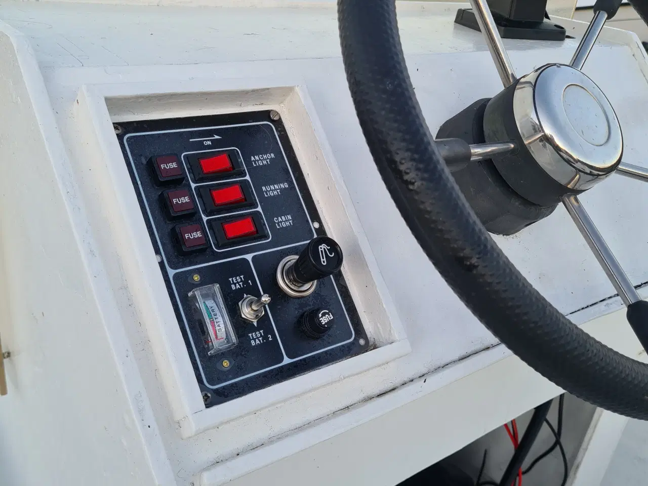 Billede 10 - Styrepultbåd med Nysynet trailer og 25HK Mercury 