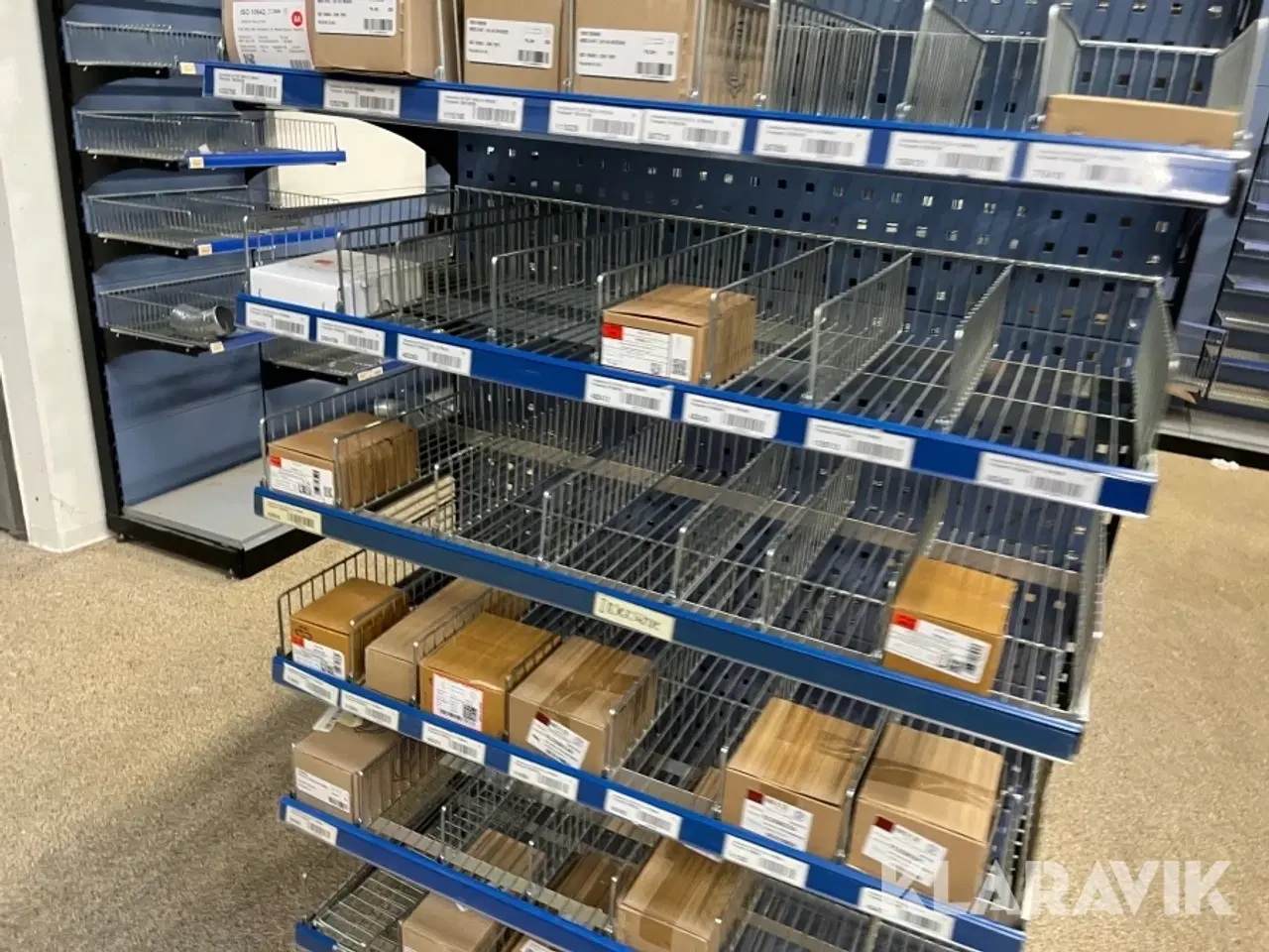 Billede 4 - Værksteds/butik inventar